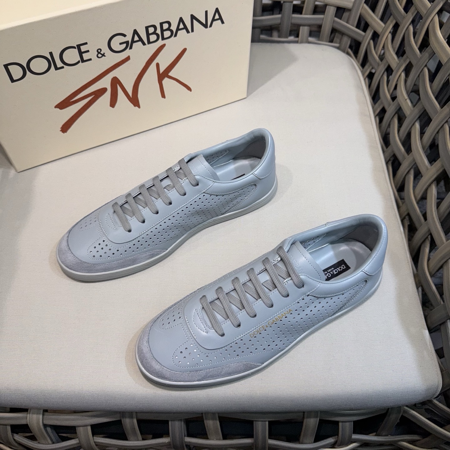 Dolce&Gabbana Men's Leather Sneakers - Breathable, Comfortable, and Stylish 3 i1744524983116 7099 0 1