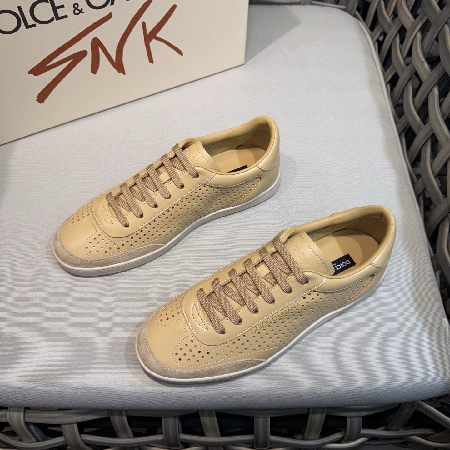 Dolce&Gabbana Men's Leather Casual Sneakers - Breathable and Comfortable 3 i1744524992605 1377 0 1
