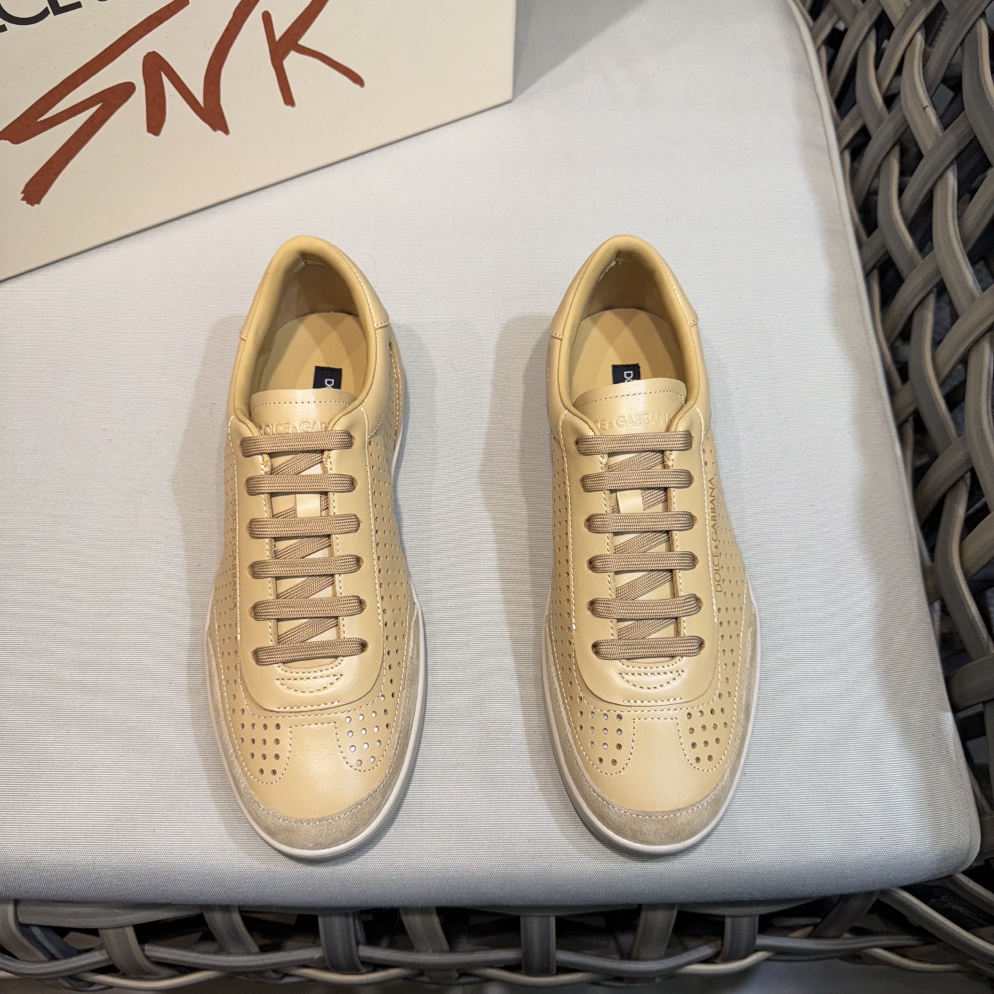 Dolce&Gabbana Men's Leather Casual Sneakers - Breathable and Comfortable 2 i1744524992655 7996 0 0