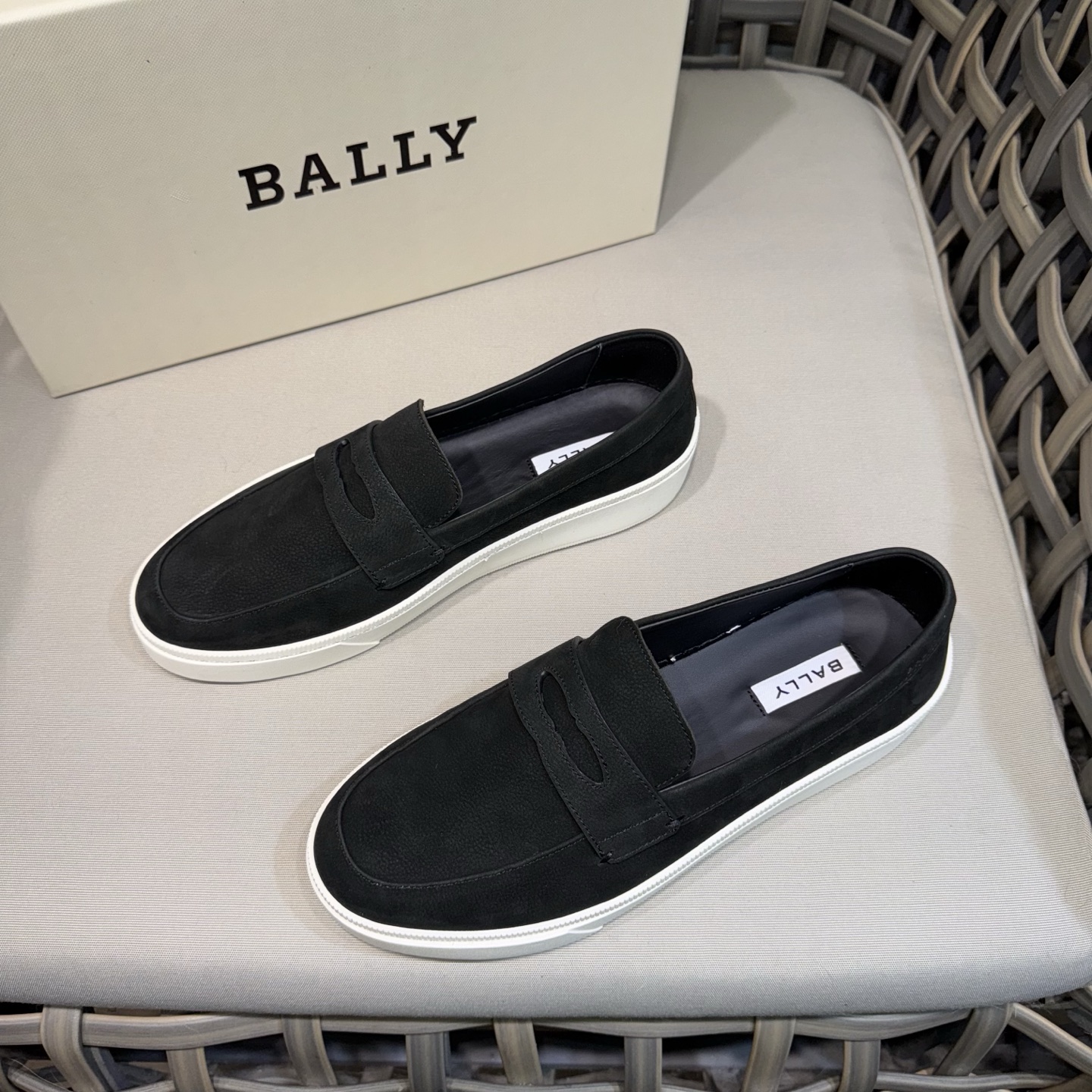 [Bally Men