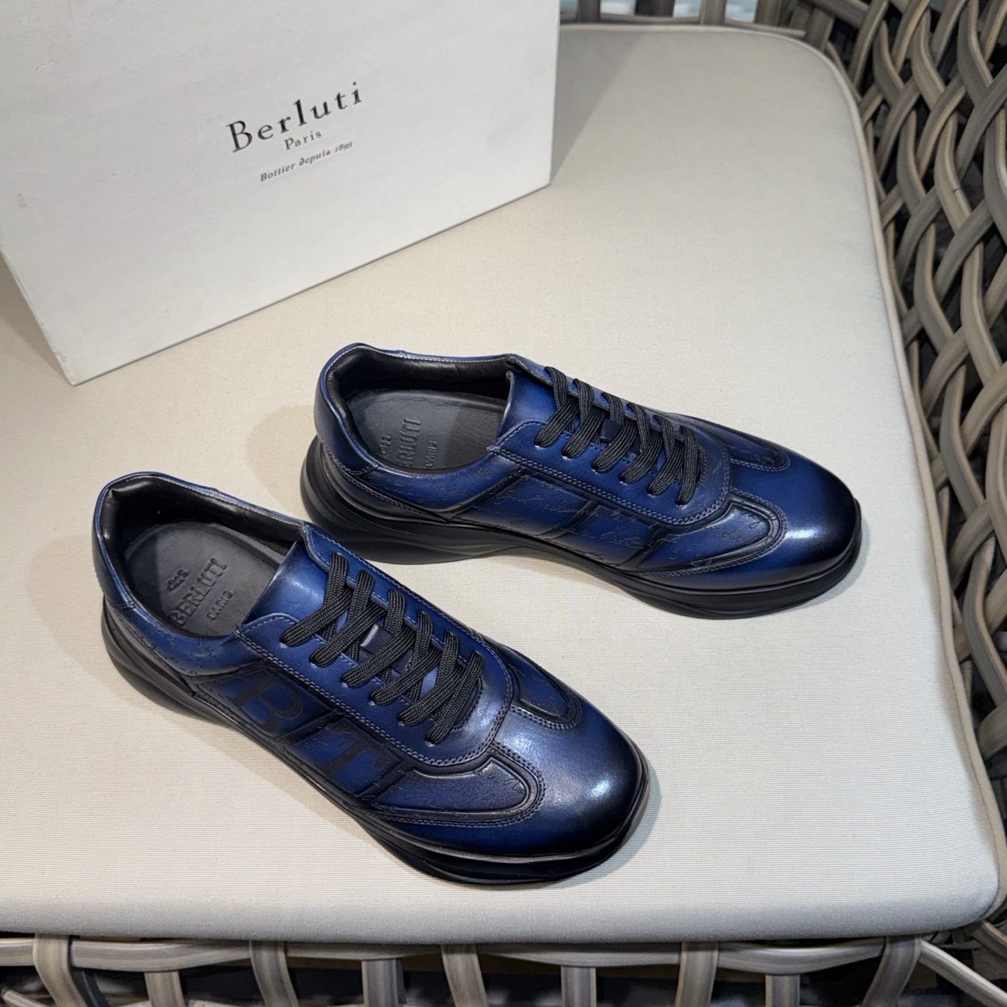 벨루티 로우컷 캐주얼 스니커즈 104500 이미지 4