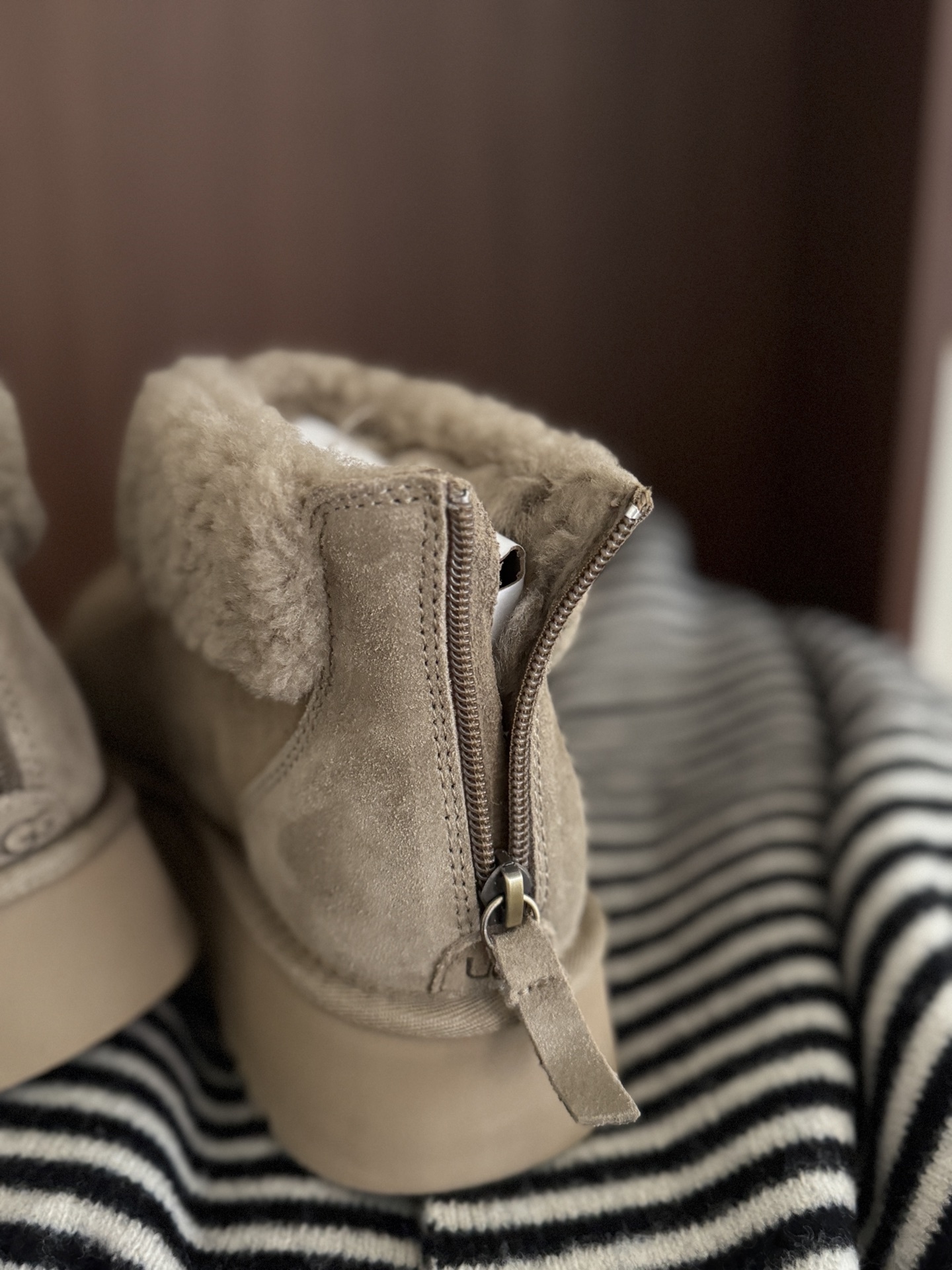 🔥UGG | 泰迪卷卷毛毛靴🐻可爱毛毛鞋穿这双毛毛靴拍照包出片的有木有你就是冬日里zui甜美的girl啦