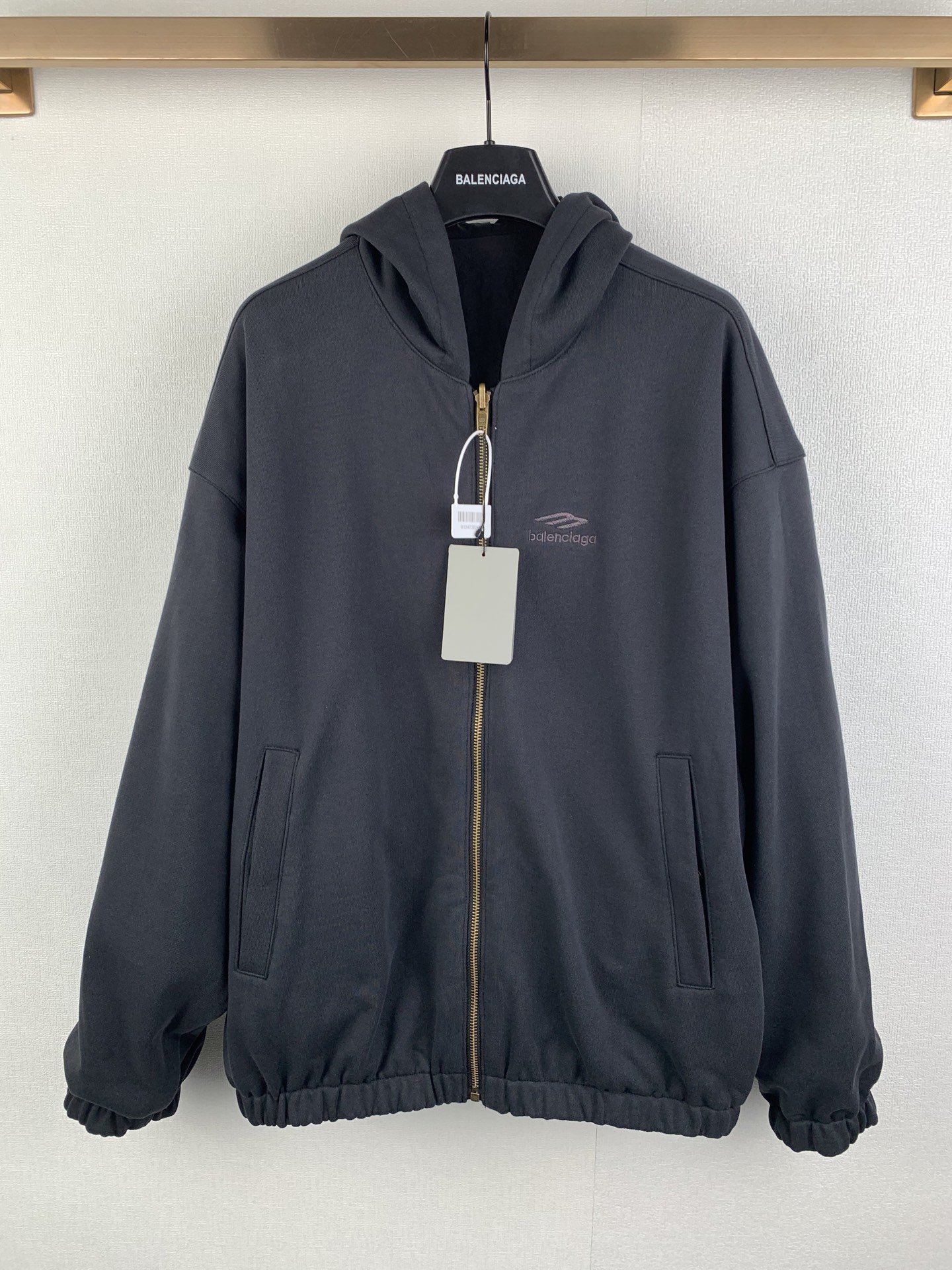 P310 Balenciaga 巴黎世家 25fw 黑红拼接双面穿长袖拉链夹克外套 面料：采用纯棉500g巴黎灰面料 加优质尼龙布料。定制五金 螺纹 辅料 对版对位 男女同款 -Color: 黑色 -Size: XS S M L