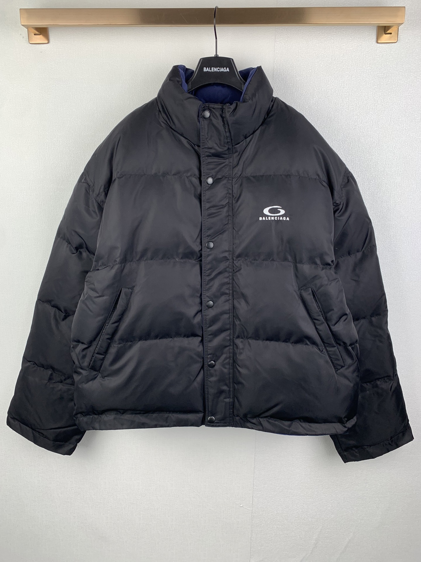 P420 Balenciaga 巴黎世家 chaleco acolchado reversible con bordado de alfileres, dos prendas en una, nueva temporada de otoñ…