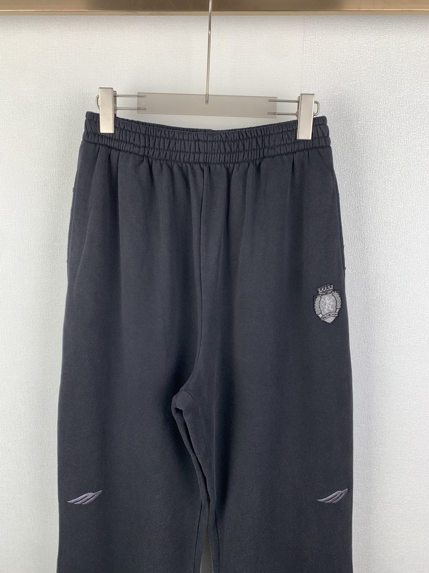 Balenciaga Balenciaga/巴黎世家 26ss 曼联Football系列3m刺绣休闲裤