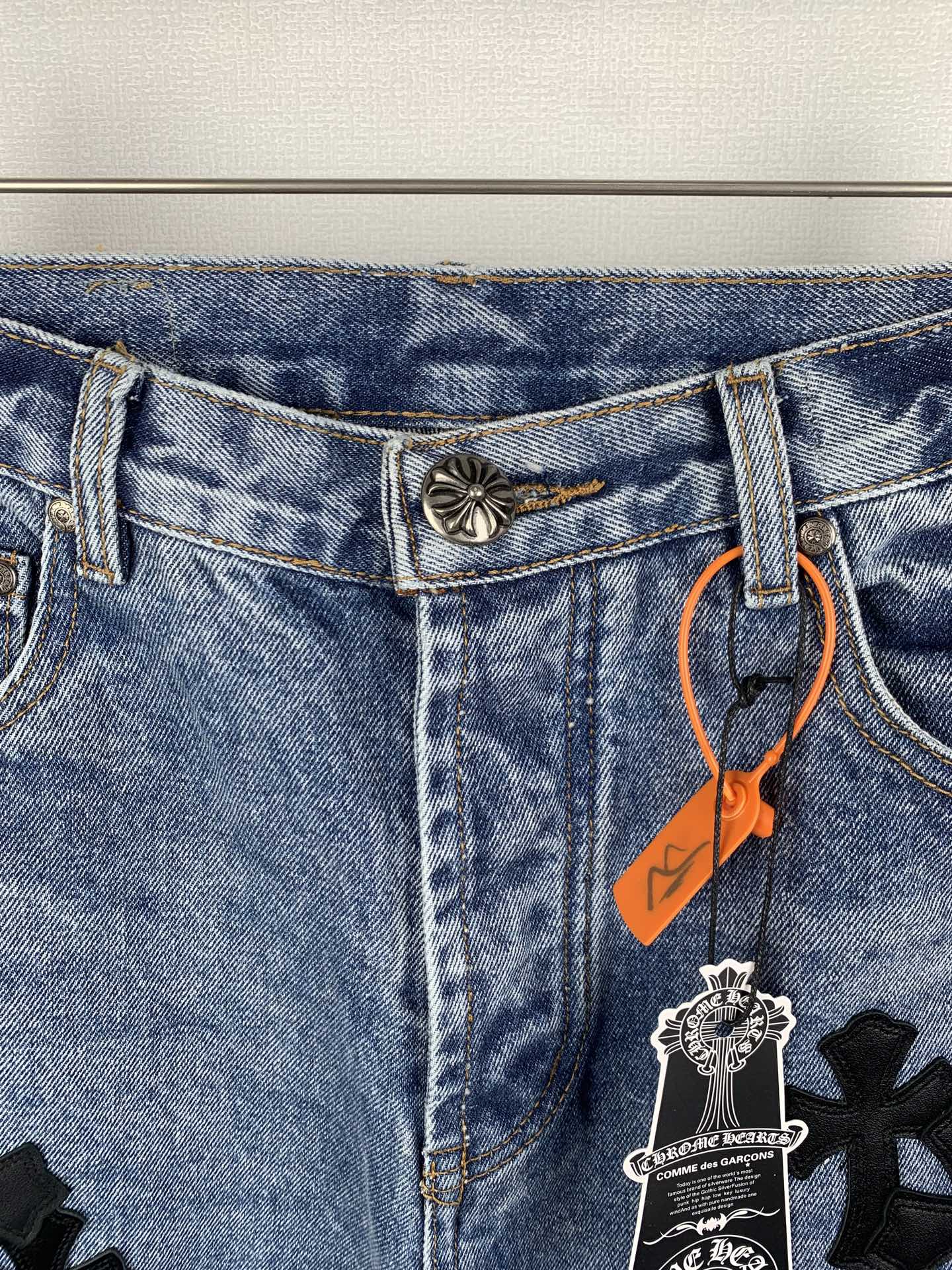 Chrome Hearts Chrome Hearts 克罗心 十字贴皮徽标牛仔裤