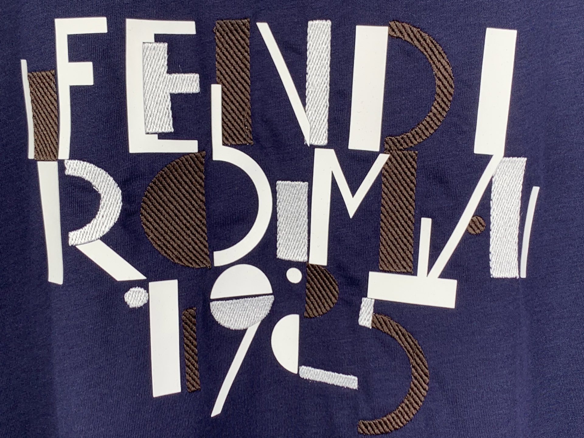 Fendi FENDI /芬迪刺绣烫图标识短袖T恤