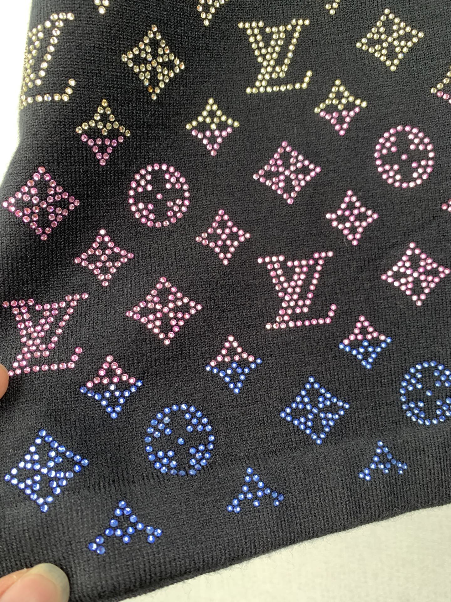 Louis Vuitton LOUIS VUITTON 路易 LV 烫钻针织短袖T恤