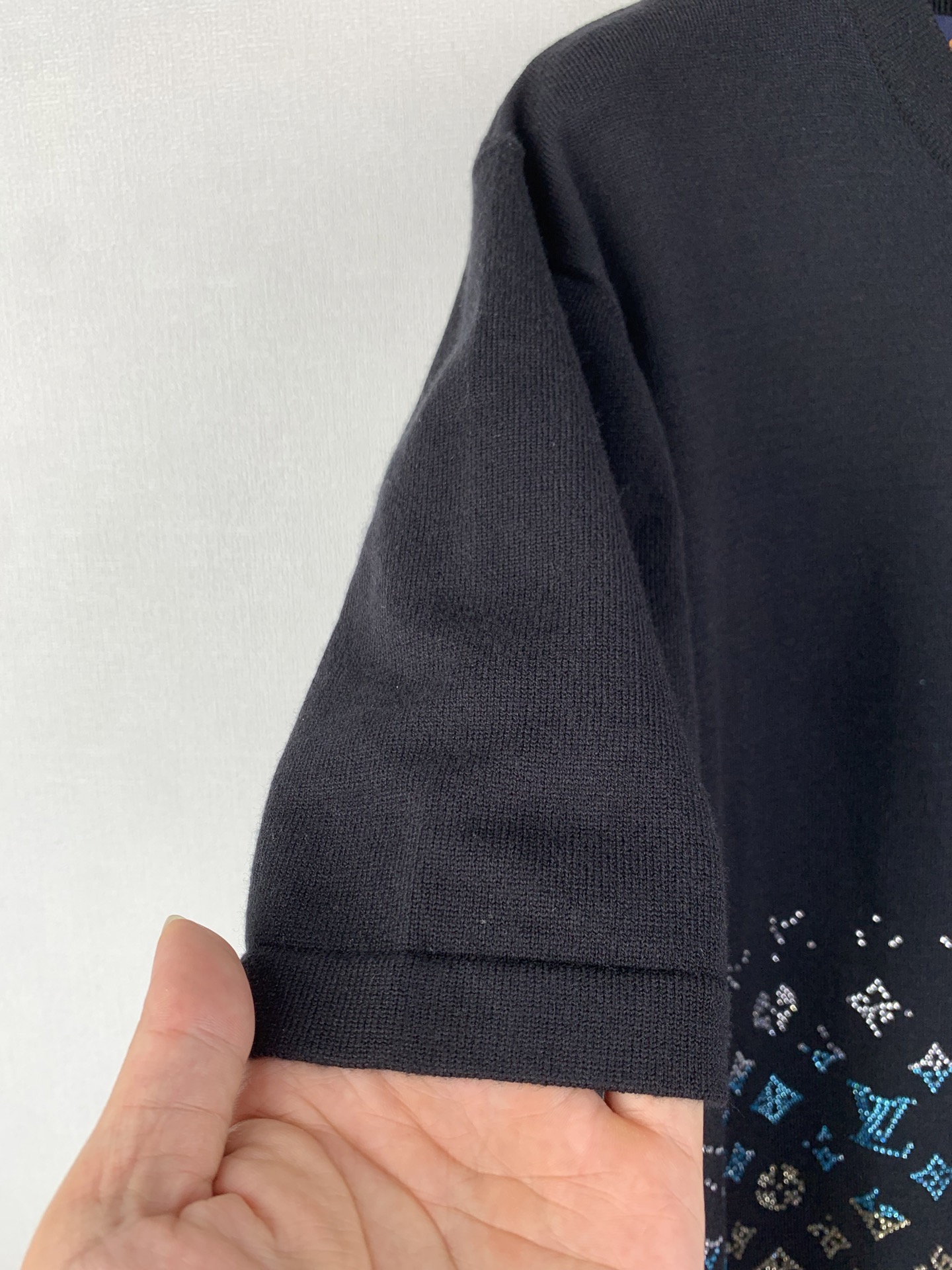 Louis Vuitton LOUIS VUITTON 路易 LV 烫钻针织短袖T恤