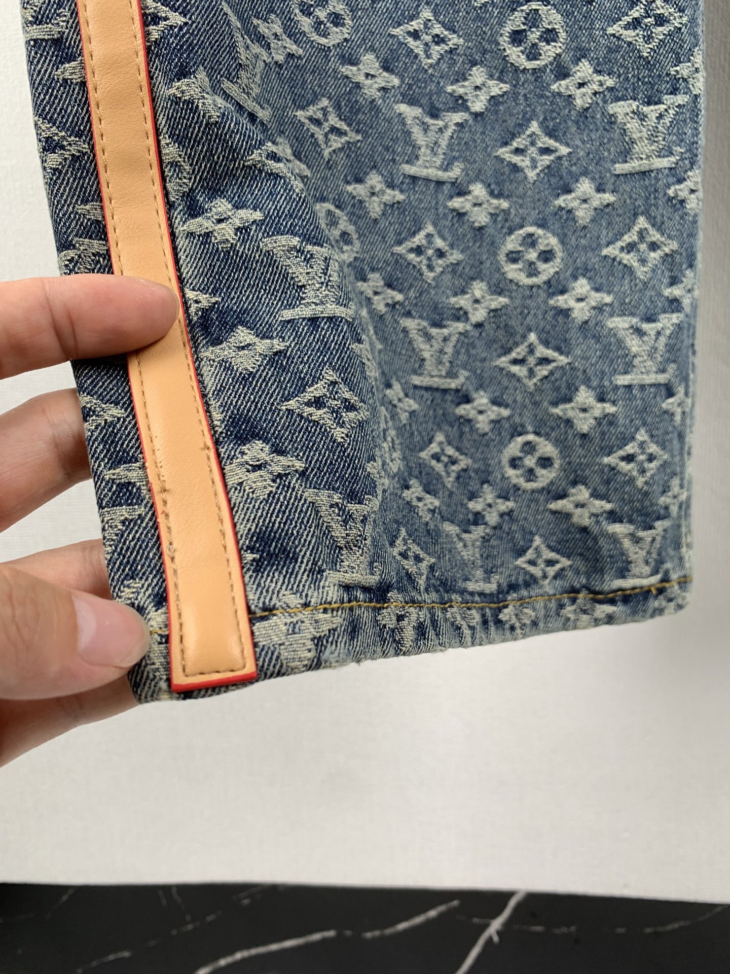 Louis Vuitton LOUIS VUITTON路易LV 提花装饰皮边牛仔长裤