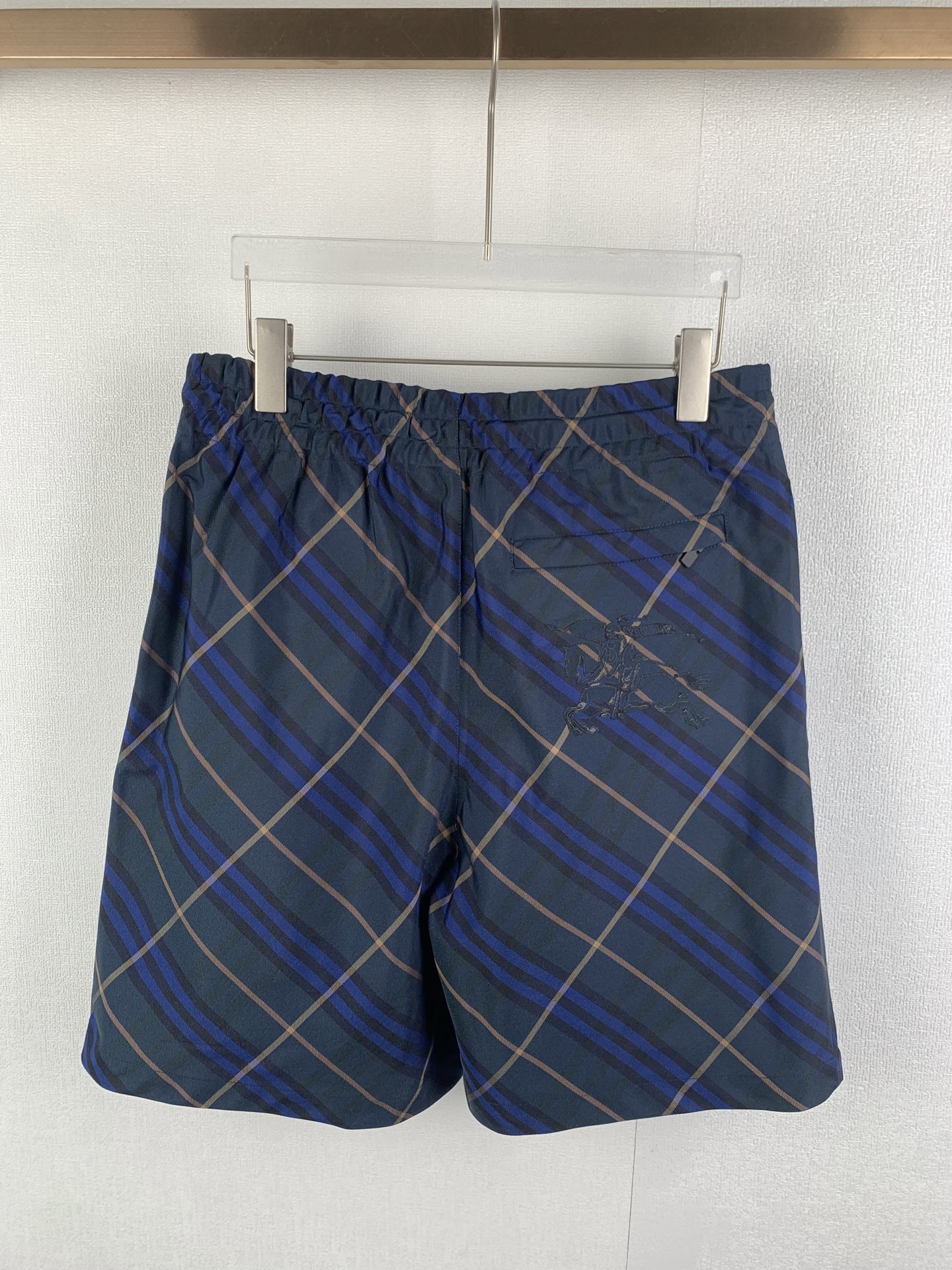 Burberry Burberry巴宝莉斜纹格战马绣花短裤
