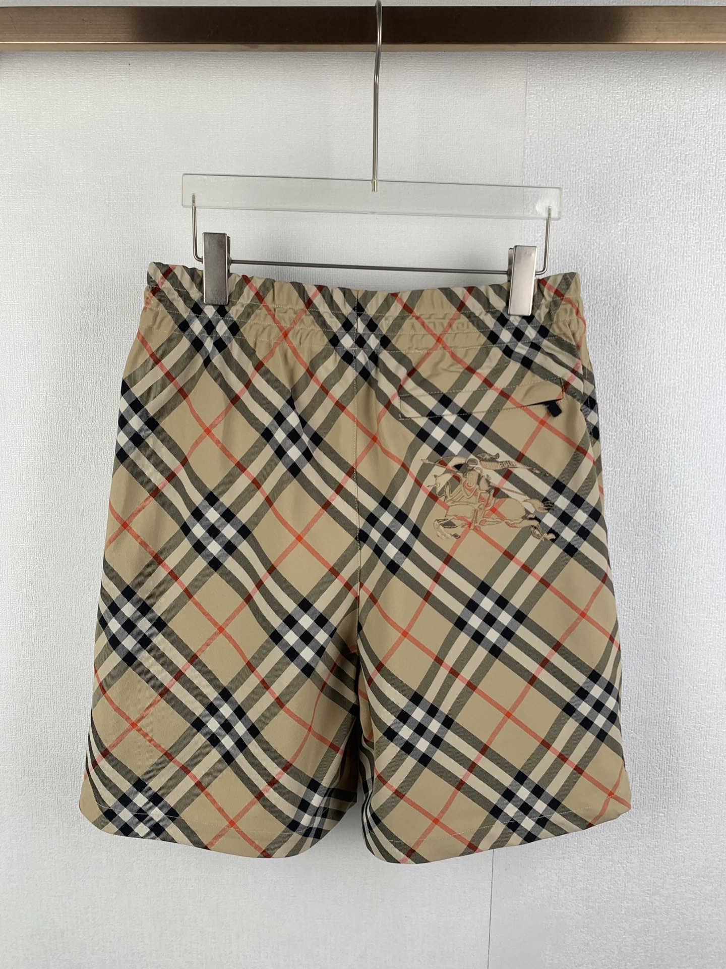 Burberry Burberry巴宝莉斜纹格战马绣花短裤