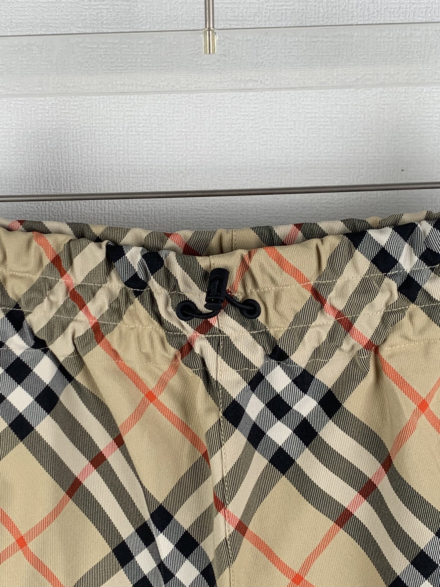 Burberry Burberry巴宝莉斜纹格战马绣花短裤