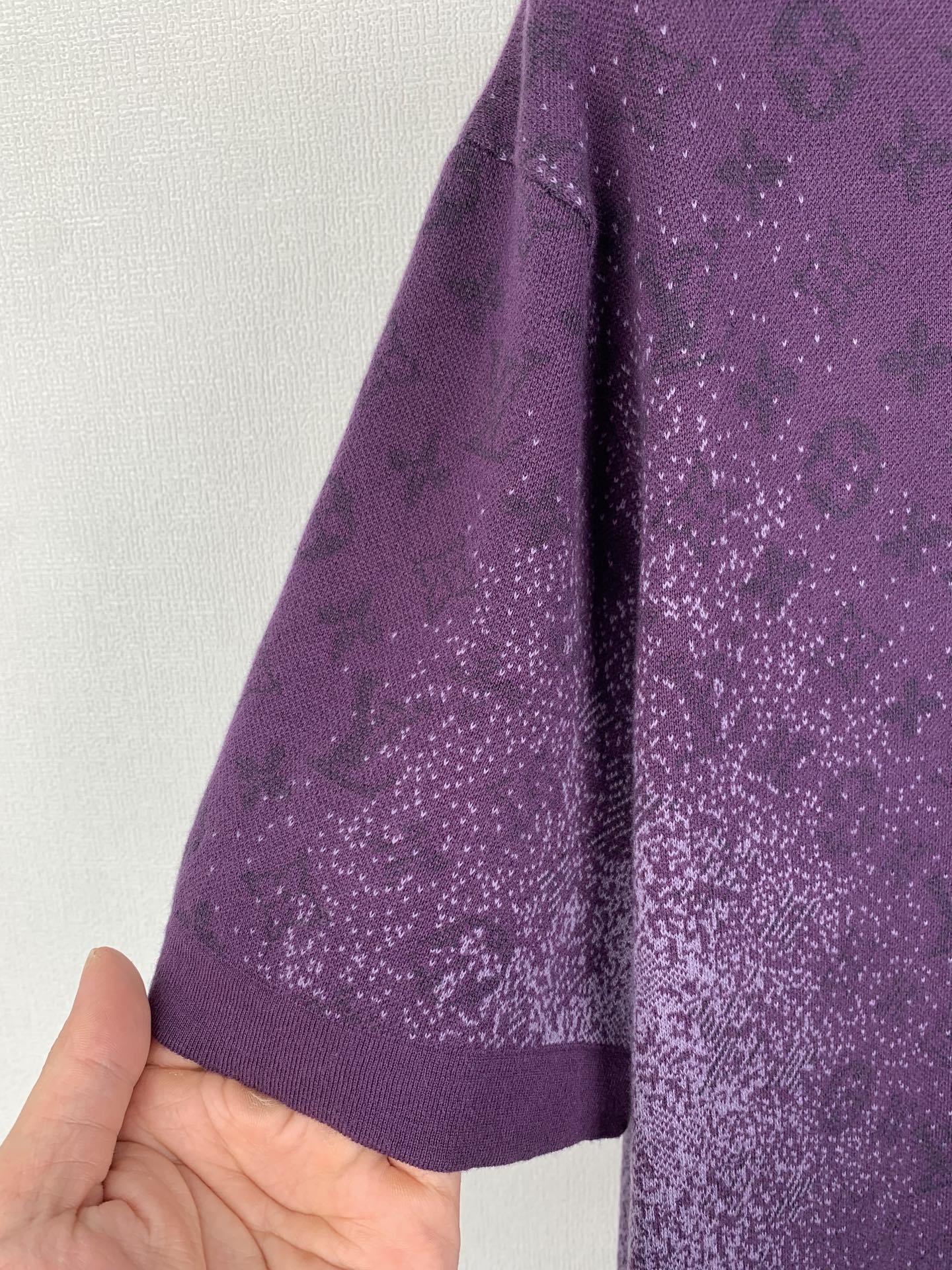 Louis Vuitton LOUIS VUITTON 路易 Lv 26ss老花字母提花渐变针织衫短袖T恤