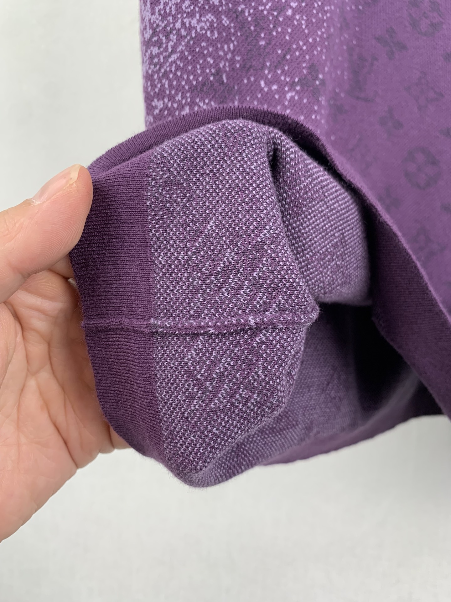 Louis Vuitton LOUIS VUITTON 路易 Lv 26ss老花字母提花渐变针织衫短袖T恤