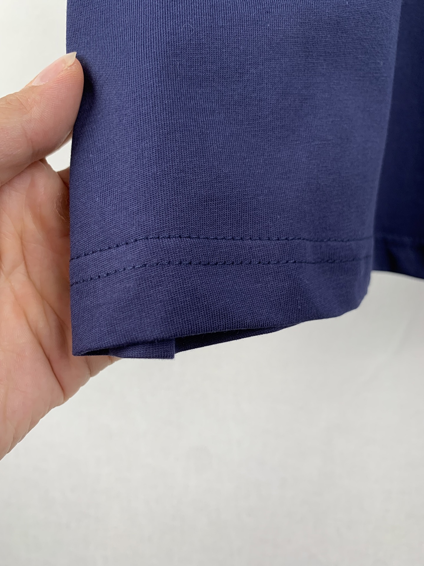 Louis Vuitton LOUIS VUITTON 路易 LV / 小蓝标刺绣标识短袖 T 恤