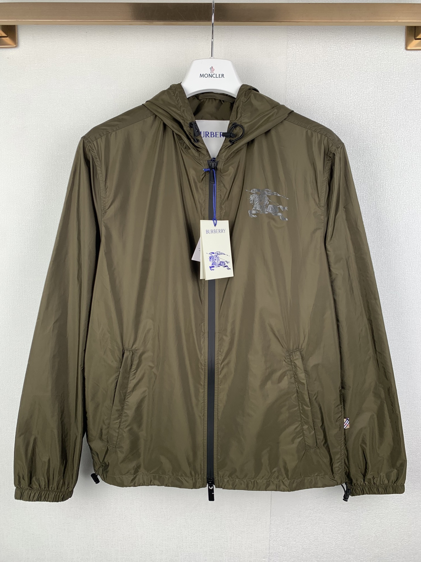 Burberry BURBERRY巴宝莉/马术印花连帽薄外套