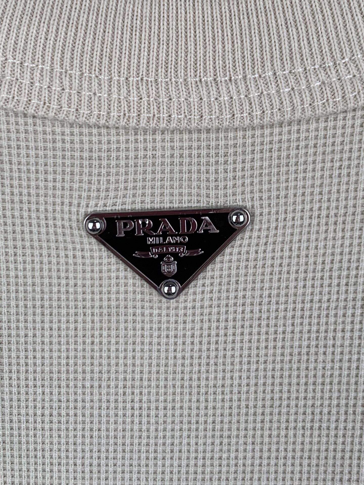 Prada PRADA/普拉达 华夫格金属小标短袖T恤