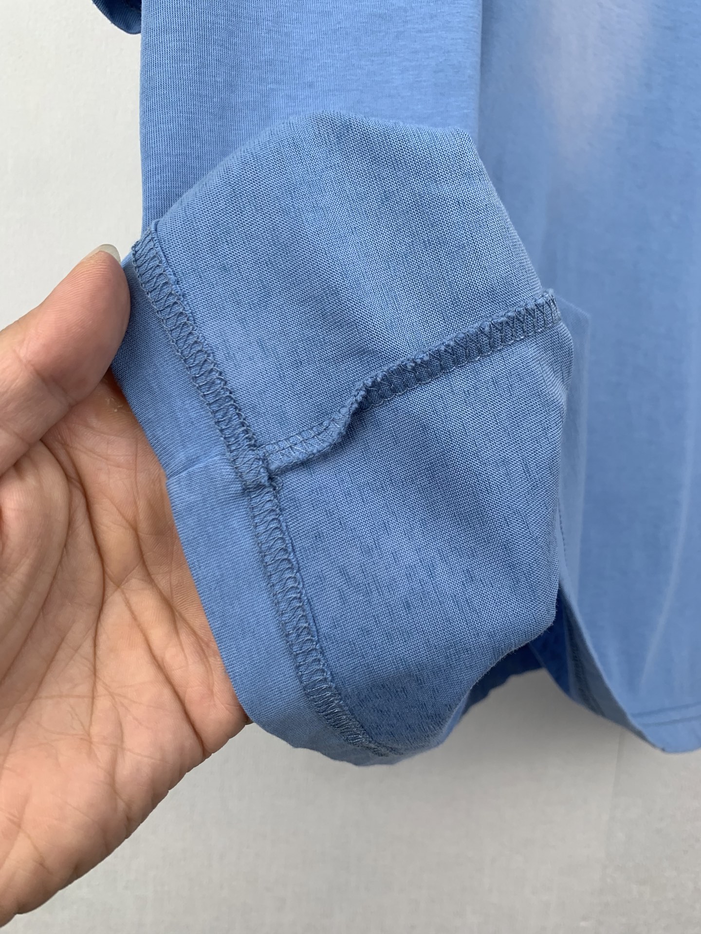 Acne Studios ACNE Studios 喷绘做旧徽标印花短袖T恤