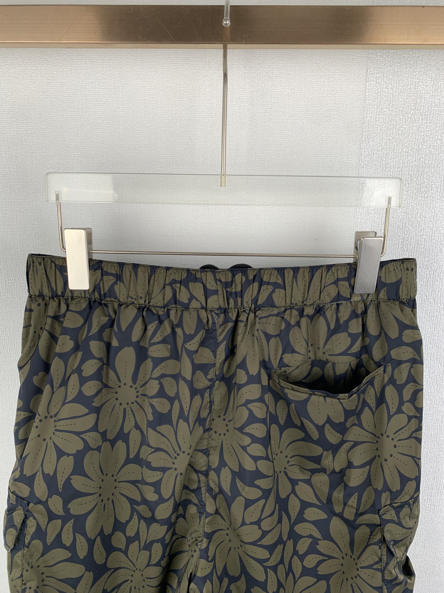 Prada PRADA/普拉达/花卉数码印花尼龙休闲短裤
