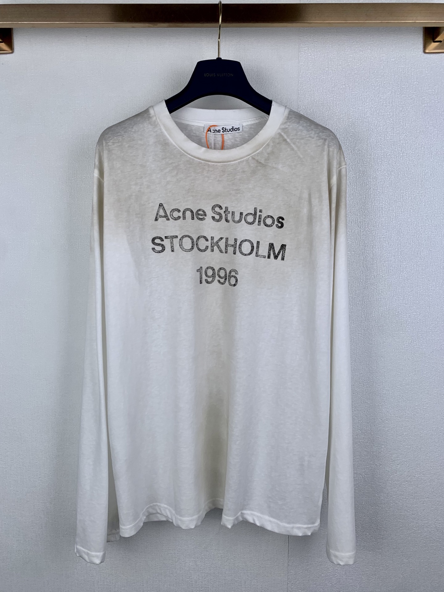 Acne Studios ACNE Studios 喷绘做旧印花徽标长袖T恤