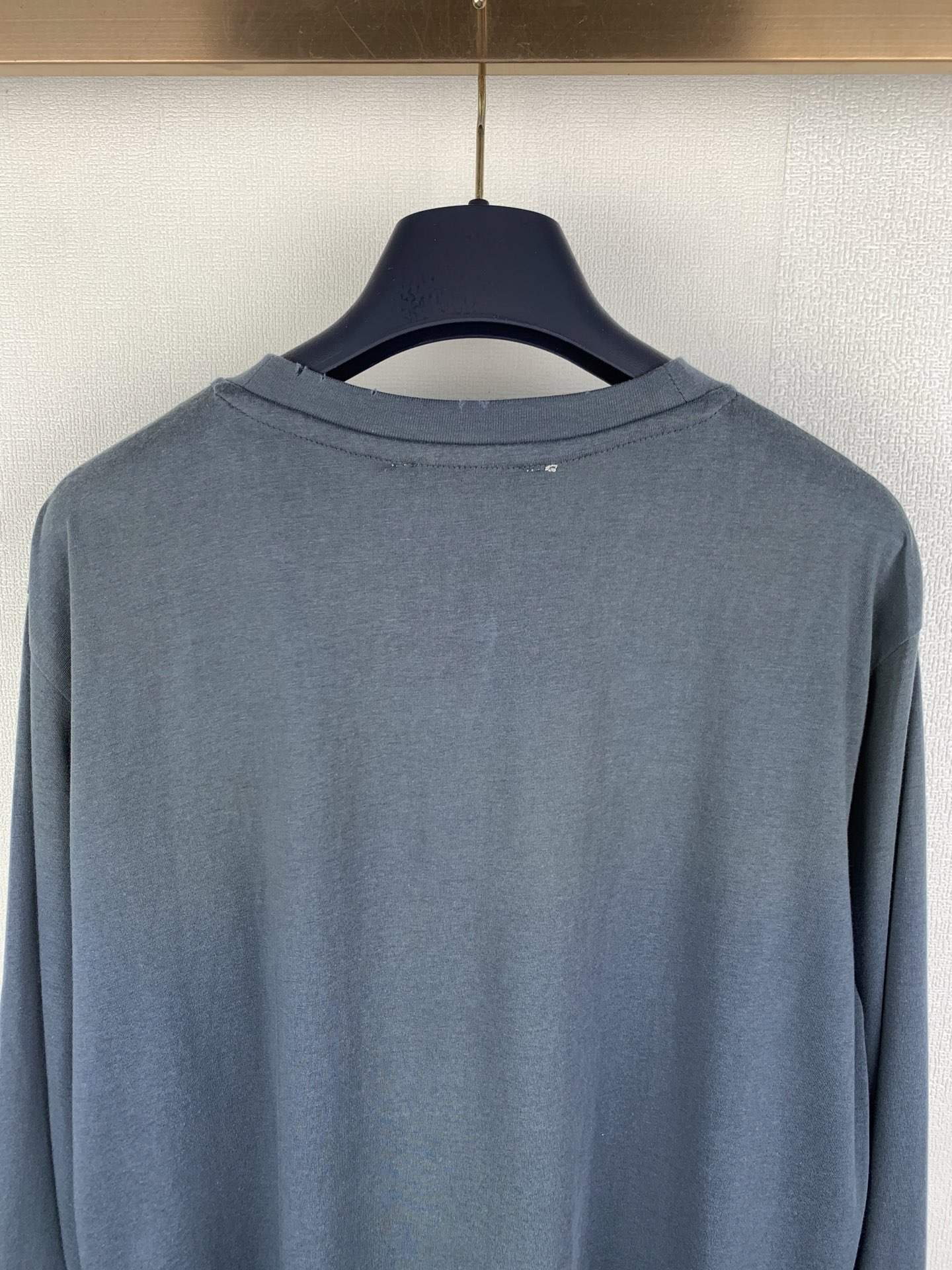 Acne Studios ACNE Studios 喷绘做旧印花徽标长袖T恤