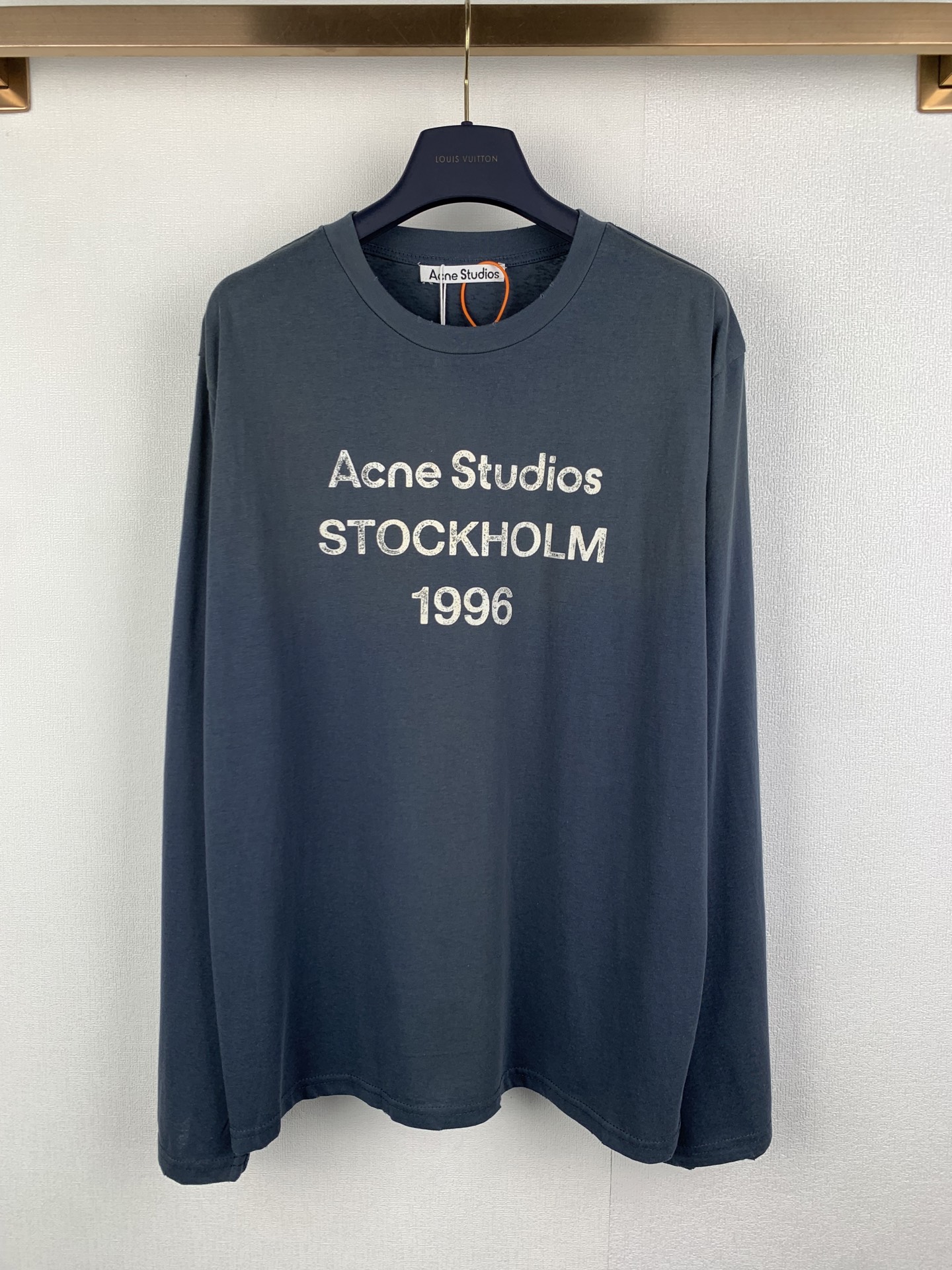 Acne Studios ACNE Studios 喷绘做旧印花徽标长袖T恤
