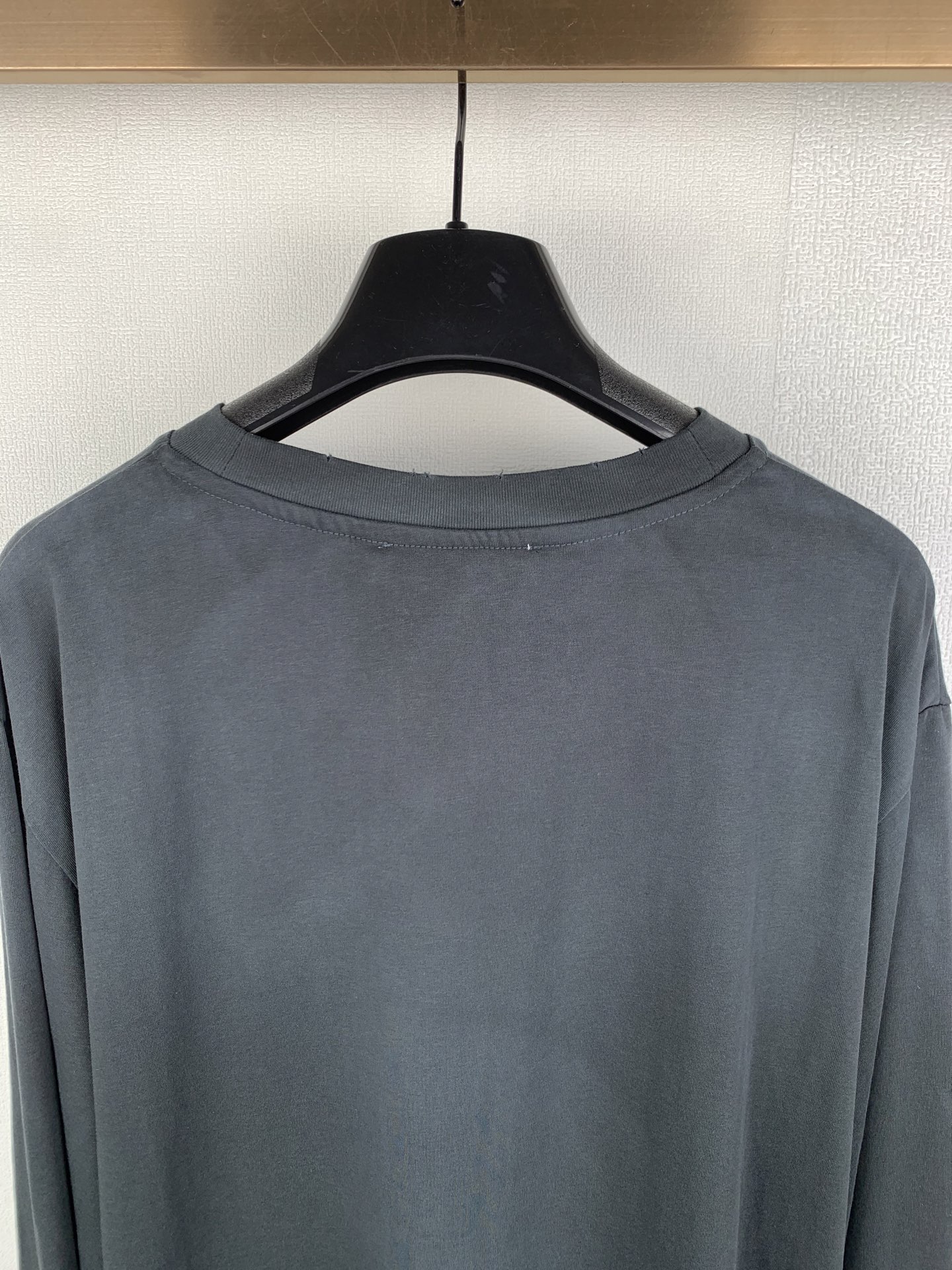 Acne Studios ACNE Studios 喷绘做旧印花徽标长袖T恤
