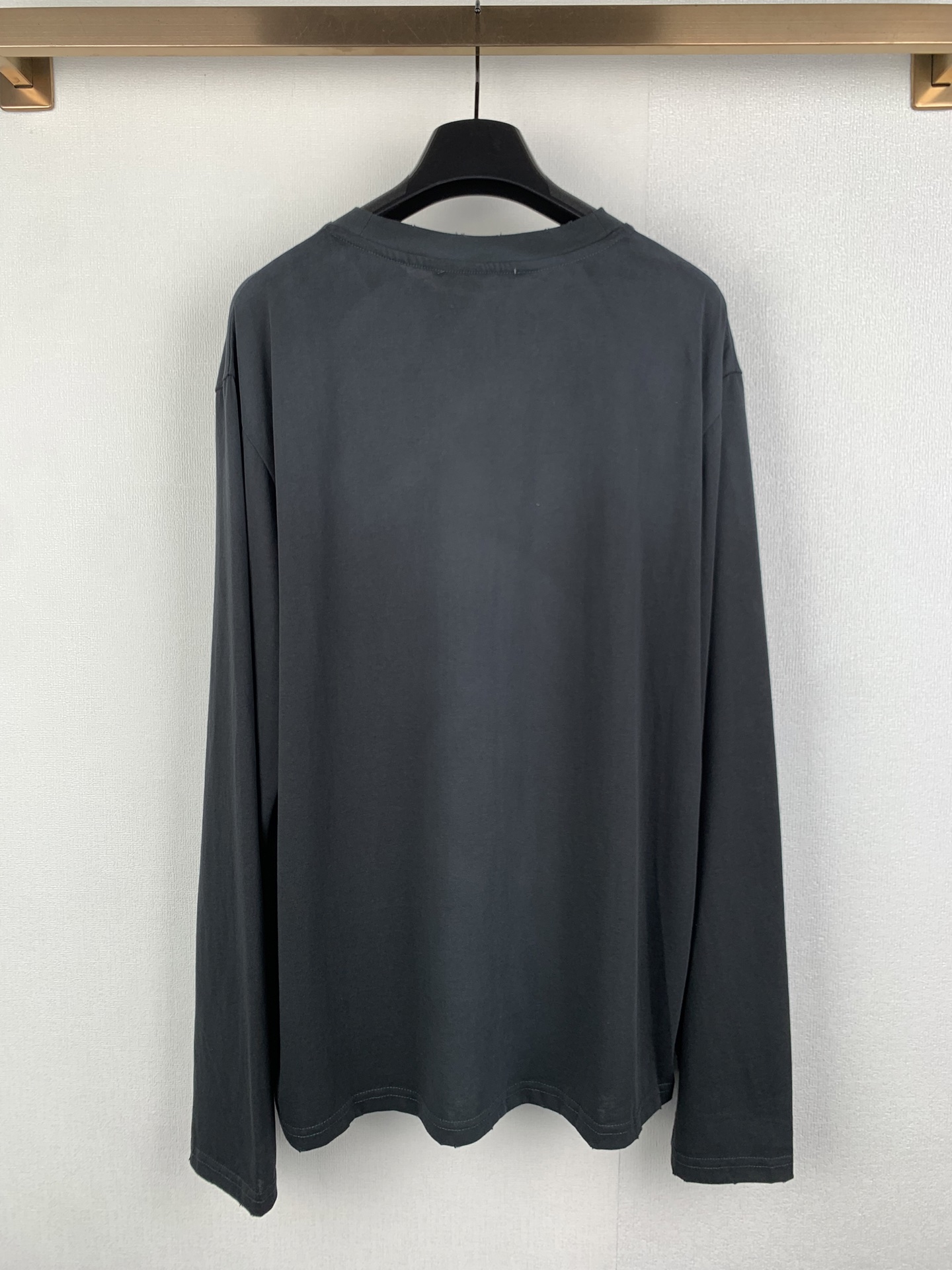 Acne Studios ACNE Studios 喷绘做旧印花徽标长袖T恤