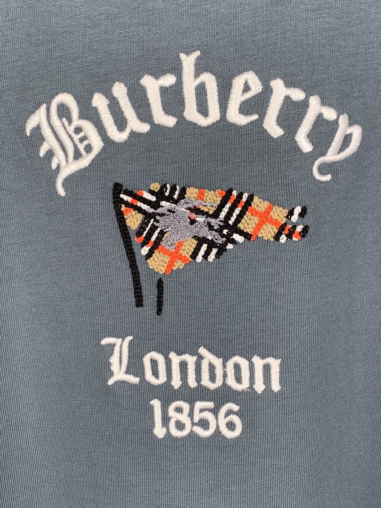 Burberry BURBERRY 巴宝莉 / 旗帜骑士棉质短袖T恤衫