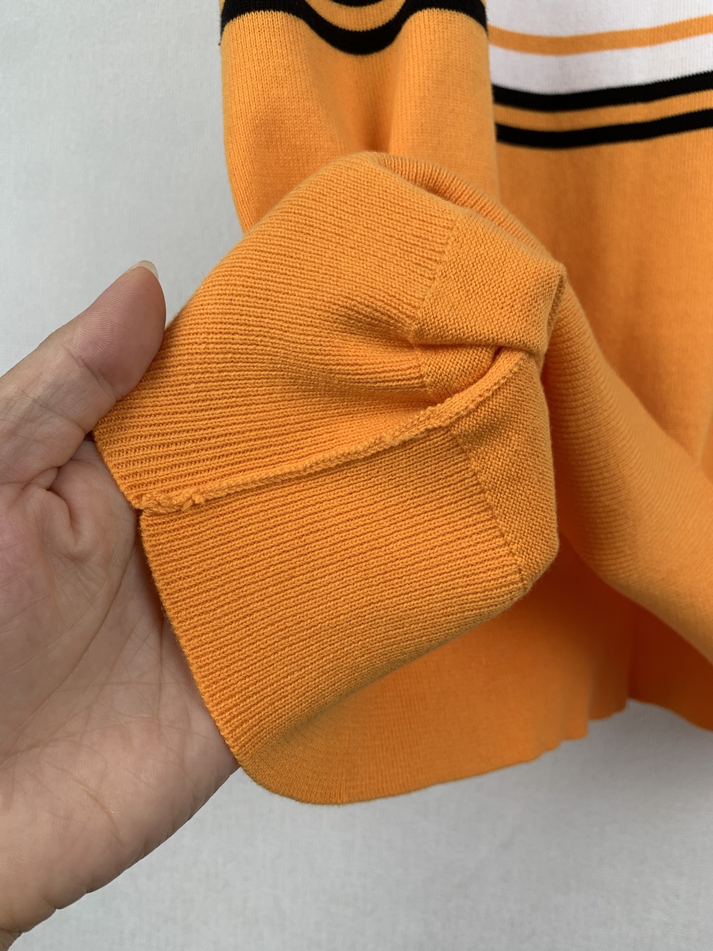 Fendi FENDI/芬迪 拼色条纹插肩袖提花FF针织POLO衫
