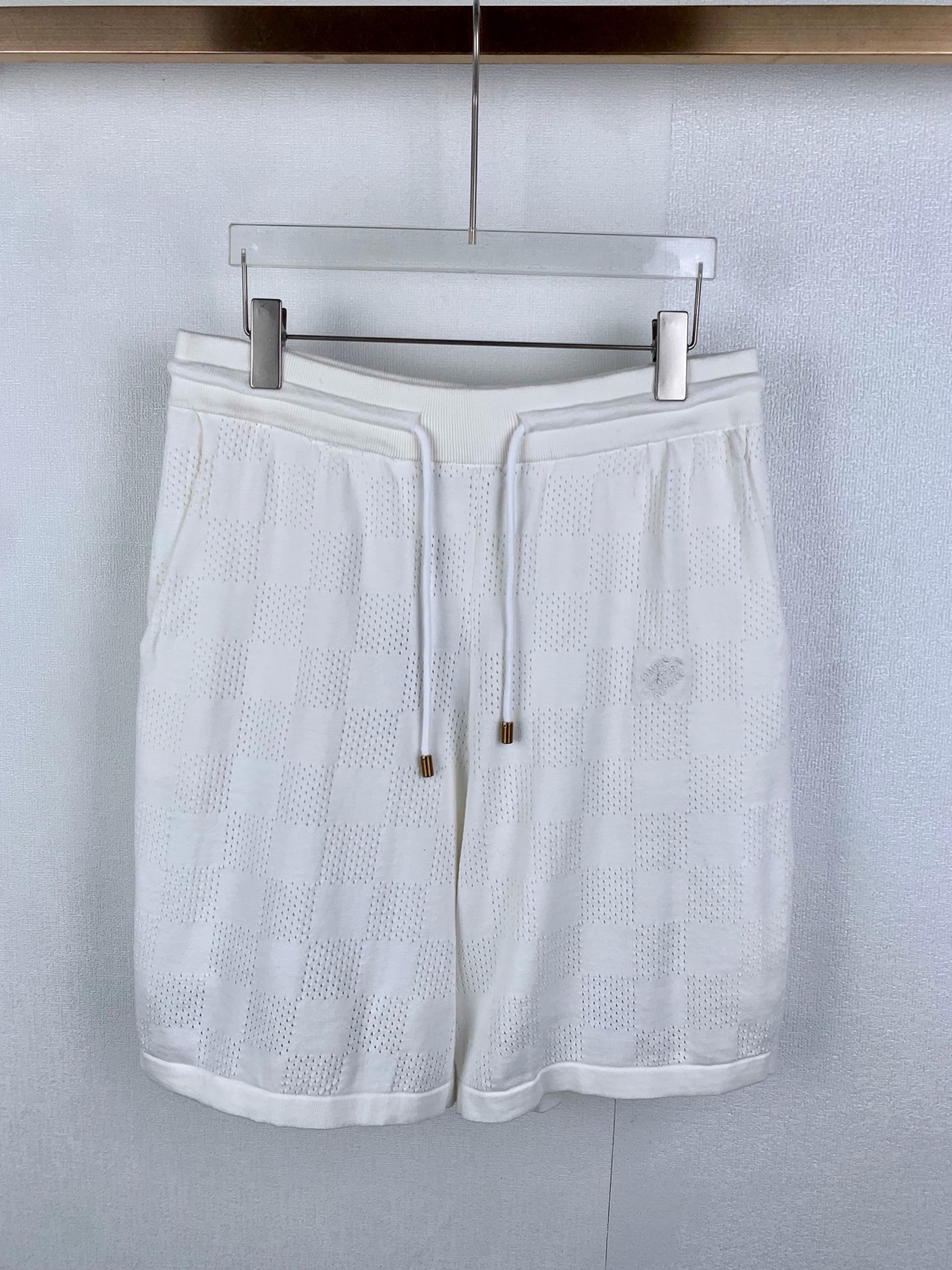 P200 LOUIS VUITTON 路易 LV 26ss 棋盘格镂空刺绣标识针织短裤 size：S M L XL