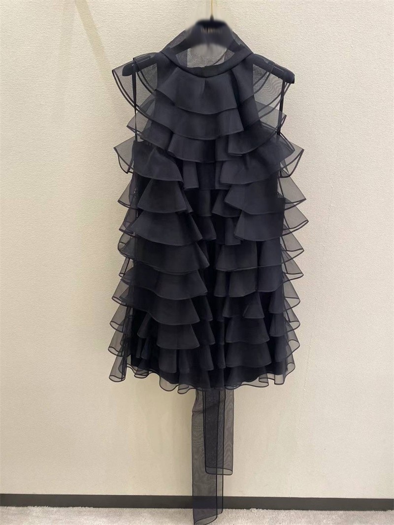 Valentino Black Silk Organza Layered Ruffle Cake Party Dress 2 i1732939925 6686 1