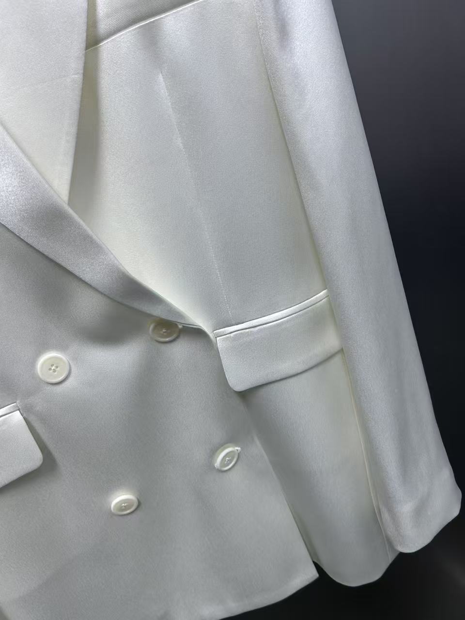 Yves Saint Laurent White Lace-Back Blazer - Pearl Luster, Stunning Design 6 i1745468149488 4812 0 4