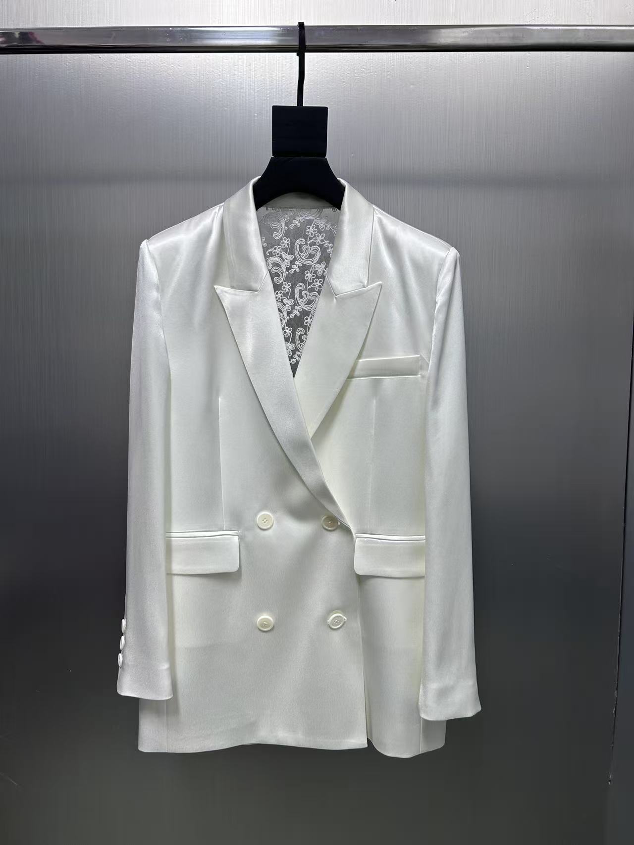 Yves Saint Laurent White Lace-Back Blazer - Pearl Luster, Stunning Design 3 i1745468149488 7114 0 1