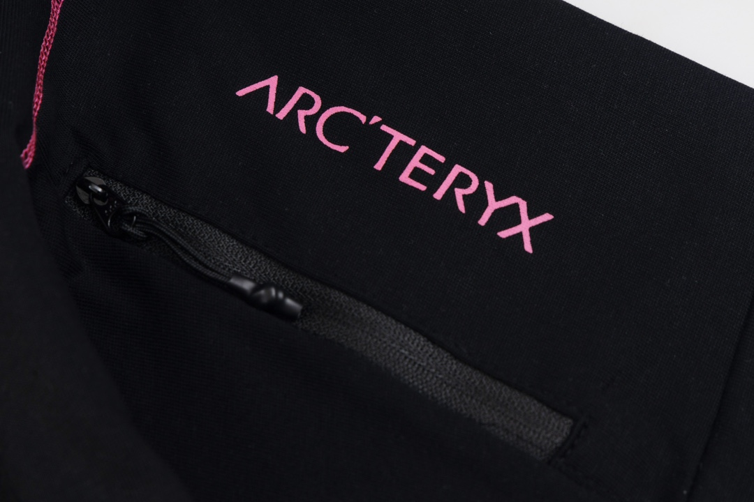 High Quality Long Sleeve Apparel in Various Sizes and Colors with Unique Designs - 图片 4