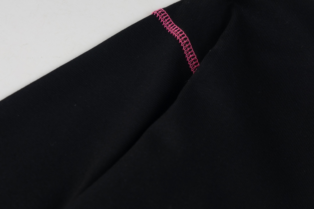 High Quality Long Sleeve Apparel in Various Sizes and Colors with Unique Designs - 图片 5