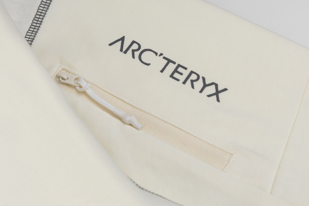 High-Quality ARC’TERYX Long Sleeve with Zipper in Various Sizes and Colors - 图片 4