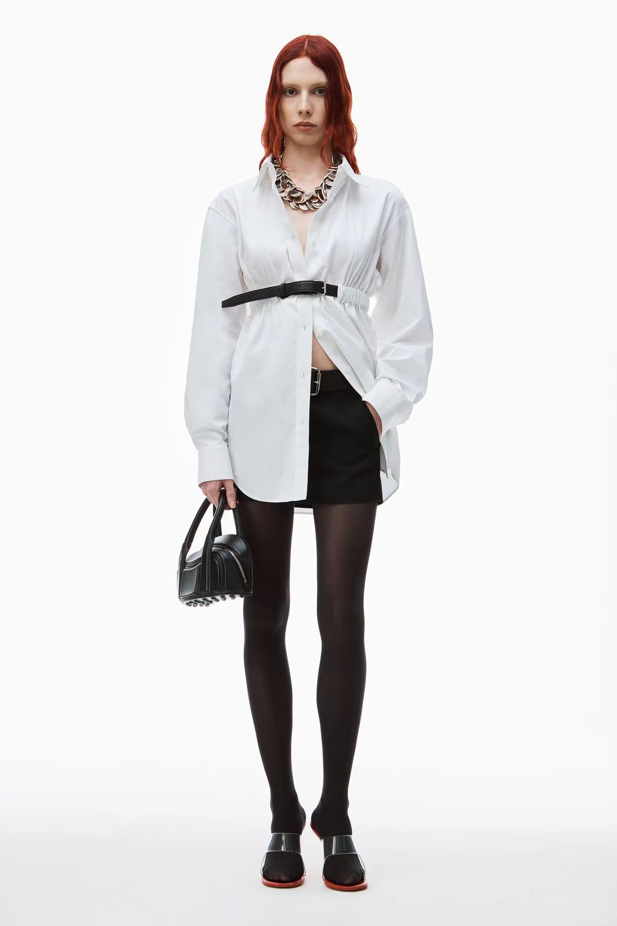 新款！最新AW 24N 腰带收腰衬衫连衣裙。颜色：黑、白。尺码:SML。Pzldbd。
