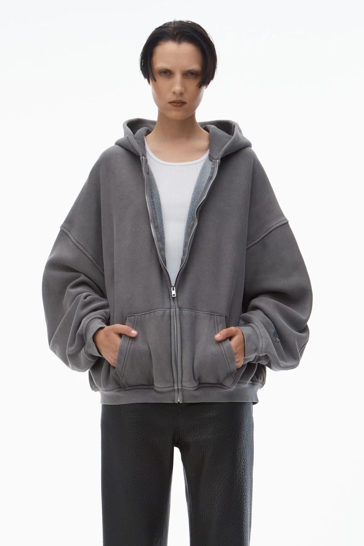 NO:307727,[Love] New [Love]!  The latest AW 24NEW Ju Jingyi's same loose hooded sweatshirt (for the original Gaoke heavy fabric). Size SML., hoodie, sweatshirts, hats, alexander wang19860909[爱心]新款[爱心]！最新AW 24NEW 鞠婧祎同款宽松连帽卫衣（对原版高克重面料）.尺码SML.,,hoodie,sweatshirts,hats,alexander wang,Women's clothing