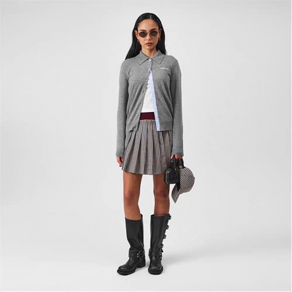 NO:313632,Love] New style [love]!  Latest MIU 25NEW wool lapel fake two-piece knitted cardigan. Size SML.,,miumiu,alexander wang19860909爱心]新款[爱心]！最新MIU 25NEW 羊毛翻领假两件针织开衫.尺码SML.,,miumiu,alexander wang,Women's clothing