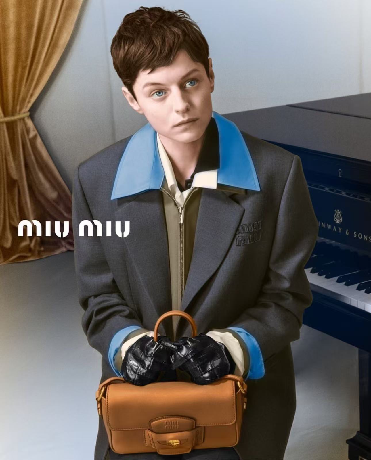 NO:316314,[Love] New [Love]!  Latest MIU 25NEW cuffs with detachable stacked wool casual suit. Size SML.,,miumiu,business suit,alexander wang19860909[爱心]新款[爱心]！最新MIU 25NEW 袖口可拆卸叠搭羊毛休闲西装.尺码SML.,,miumiu,business suit,alexander wang,Women's clothing