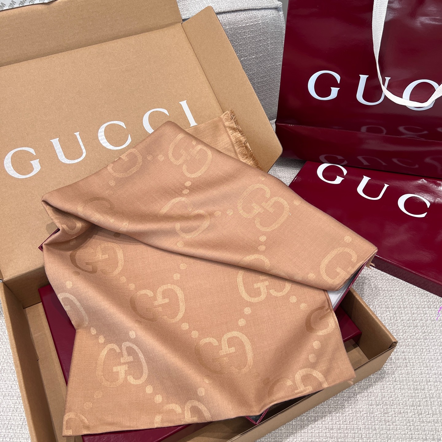 Gucci Beige Jacquard Shawl 60% Silk 40% Wool 140x140cm with Fringed Edges 3 i1736709071248 9013 0 1