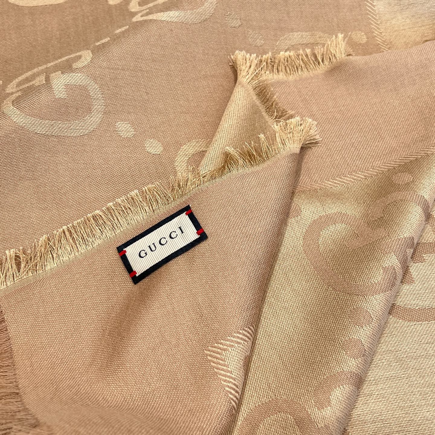 Gucci Beige Jacquard Shawl 60% Silk 40% Wool 140x140cm with Fringed Edges 7 i1736709073918 9511 0 5
