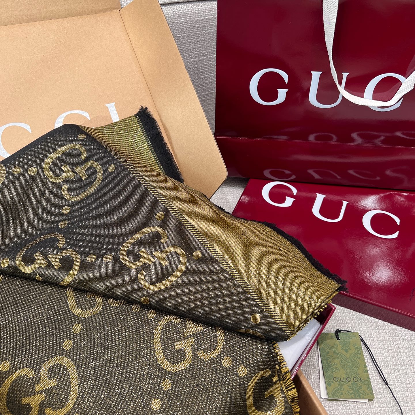 Gucci Metallic Jacquard Wool Blend Shawl, 140x140cm, Brown & Gold 7 i1736710430137 483 0 5