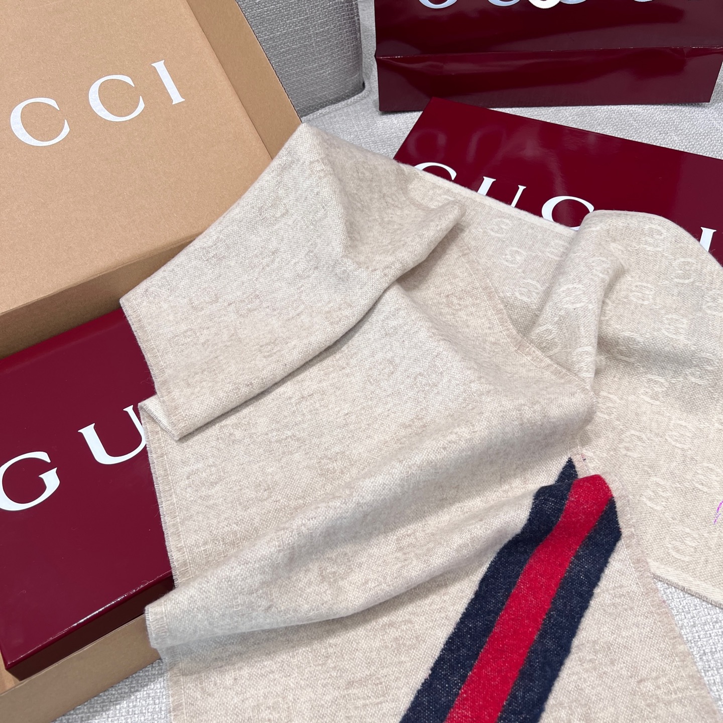 Gucci Men's Ivory Wool Scarf with Double G Jacquard and Red/Green Web 9 i1736973079048 6795 0 7