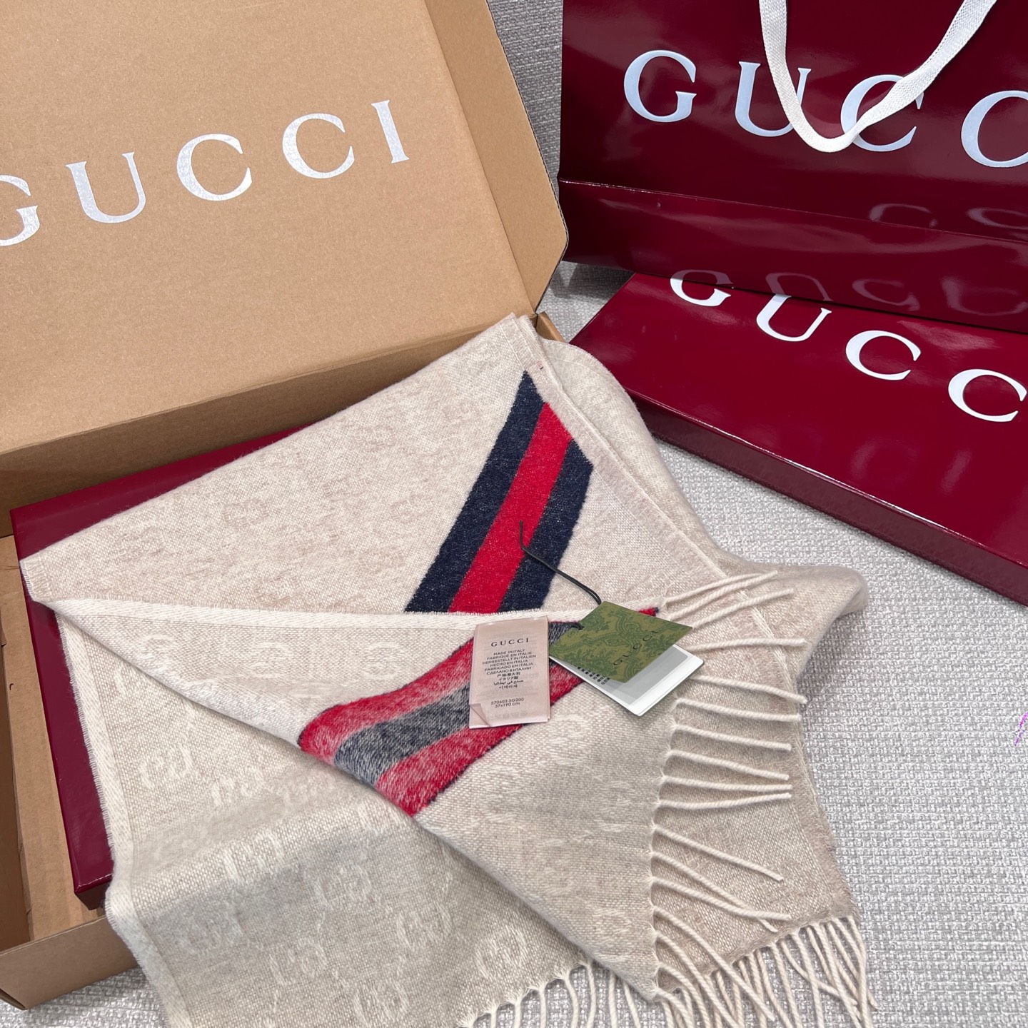 Gucci Men's Ivory Wool Scarf with Double G Jacquard and Red/Green Web 10 i1736973080325 5142 0 8