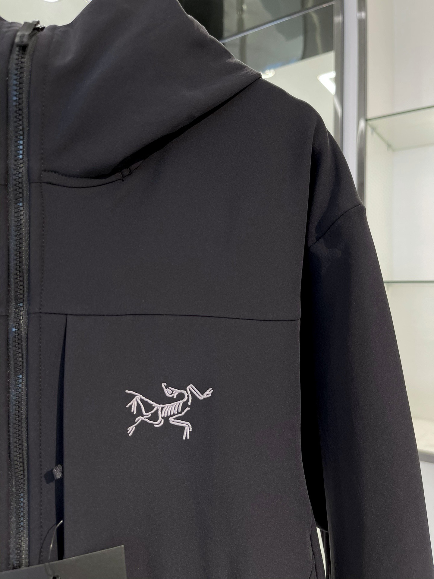 Chaqueta Softshell Arcteryx Gamma MX con Capucha para Hombre - Resistente al Agua 5 i1726067986 4145 7