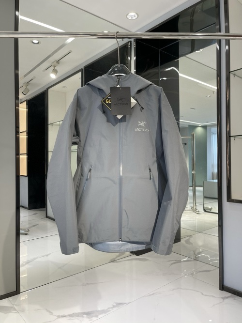 Arc'teryx Beta LT GORE-TEX Jacket - Men's Lightweight & Durable - Pixel Grey 1 Arc’teryx Beta LT GORE-TEX Jacket – Men’s Lightweight & Durable – Pixel Grey