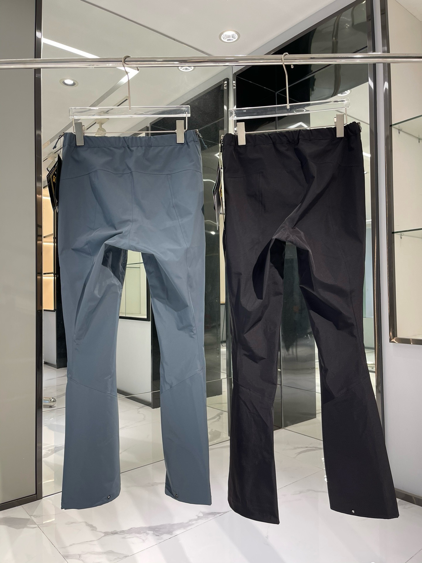 Arc'teryx Beta AR Pant - Men's Waterproof and Breathable Gore-Tex Shell Pants 3 i1727442082 5356 2